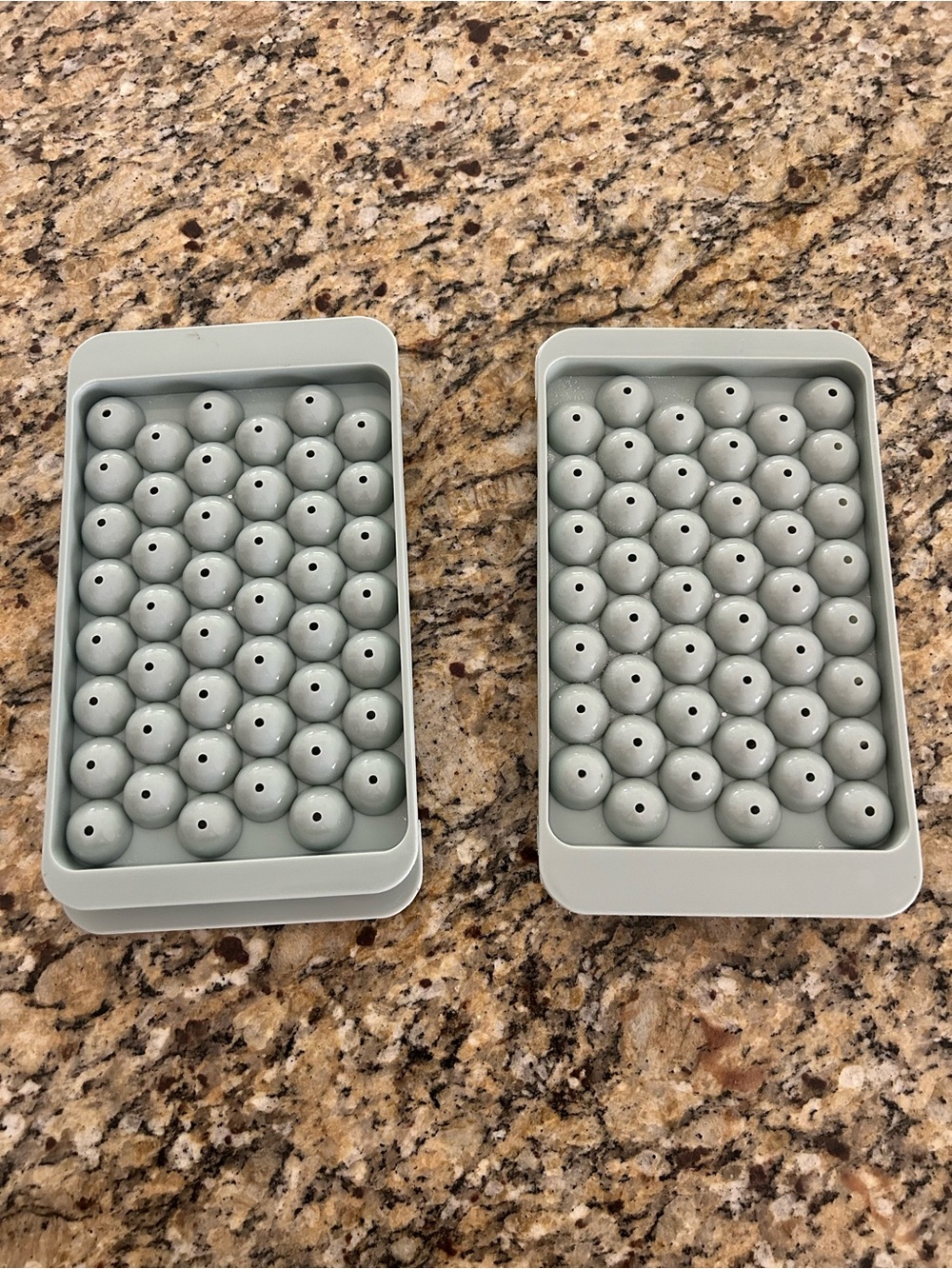 Like New Ice Ball Molds